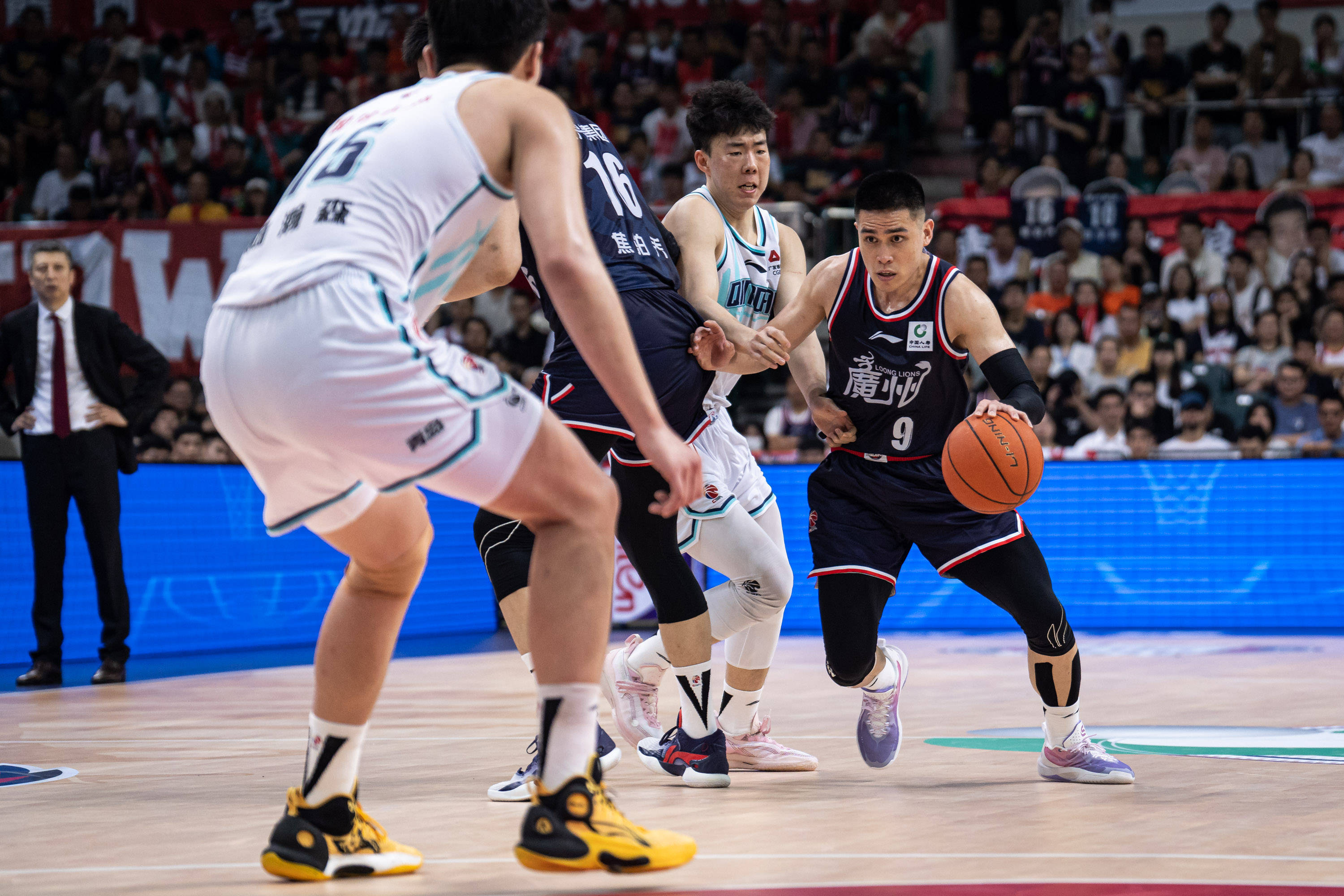 队的一员 队的一员